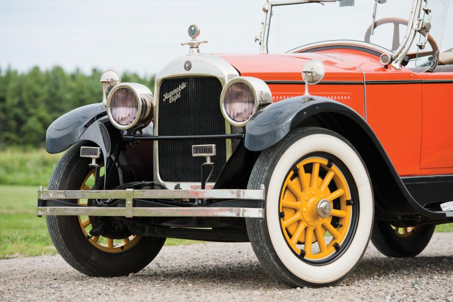 Детали экстерьера Hupmobile Model E-1 Touring 1925 года  (фото 7 из 10)